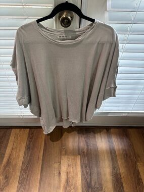 Free People we the free Oversized Short Sleeve Tunic in Light Gray size S.